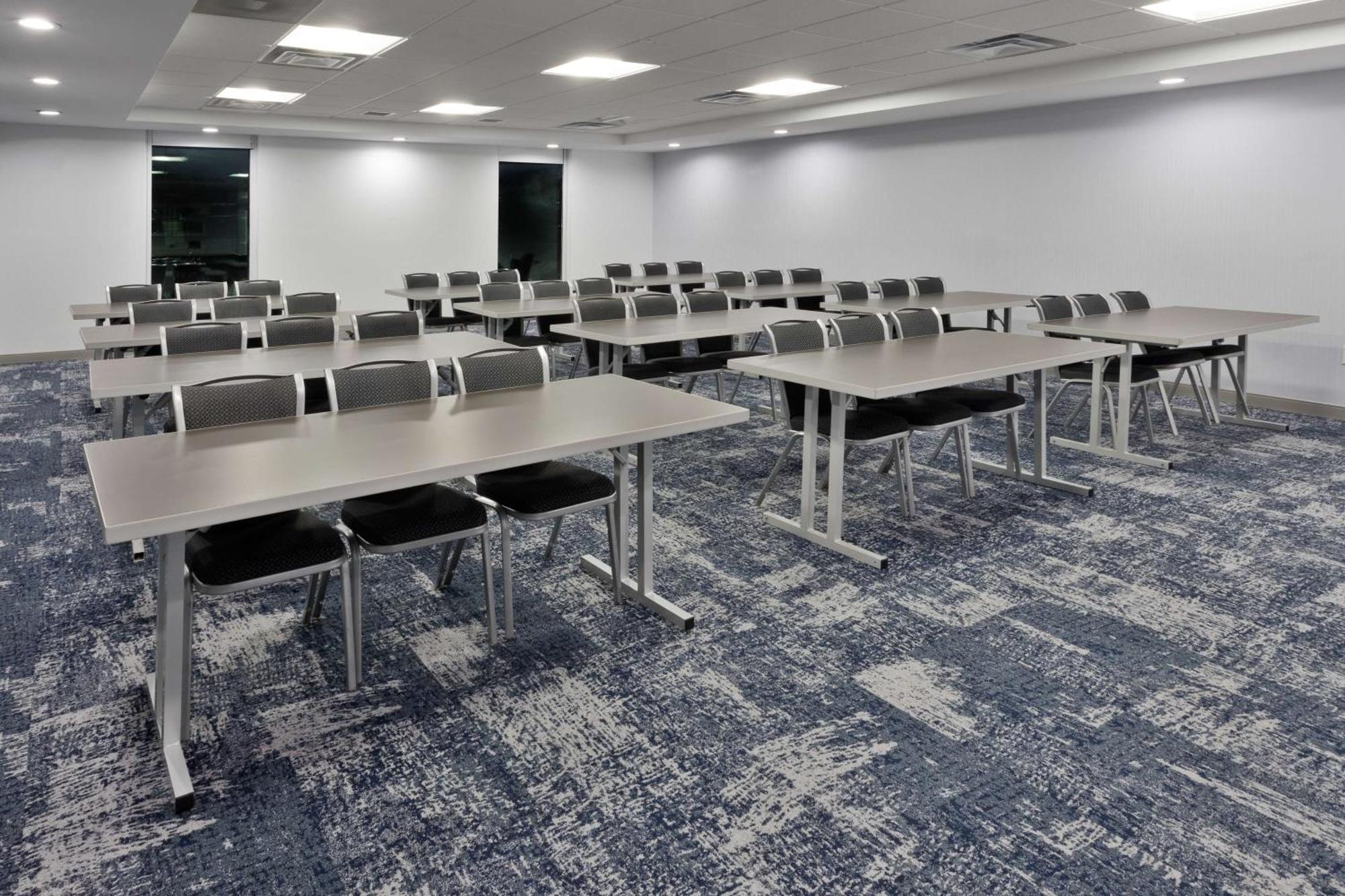 Home2 Suites By Hilton Columbus Esterno foto